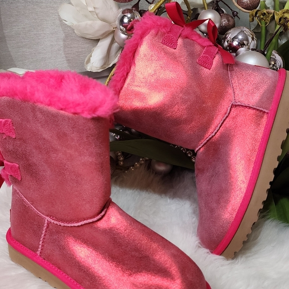 UGG BAILEY BOW GLISTEN WOMEN SHORT BOOTS Size7 New - Picture 3 of 6